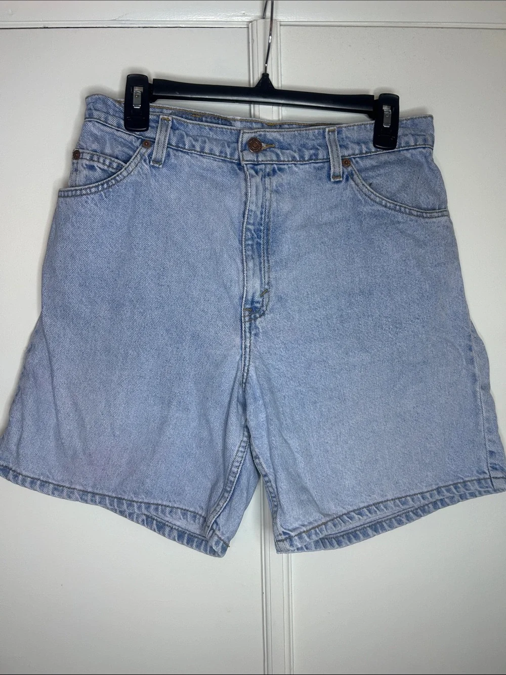 Vintage 90s Levi's Light Wash Denim Shorts | High Rise Mom Shorts | Orange Tab - Picture 2 of 12